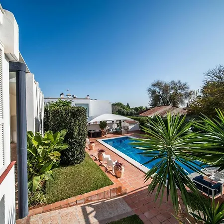 Casa Arena Sevilla 3*